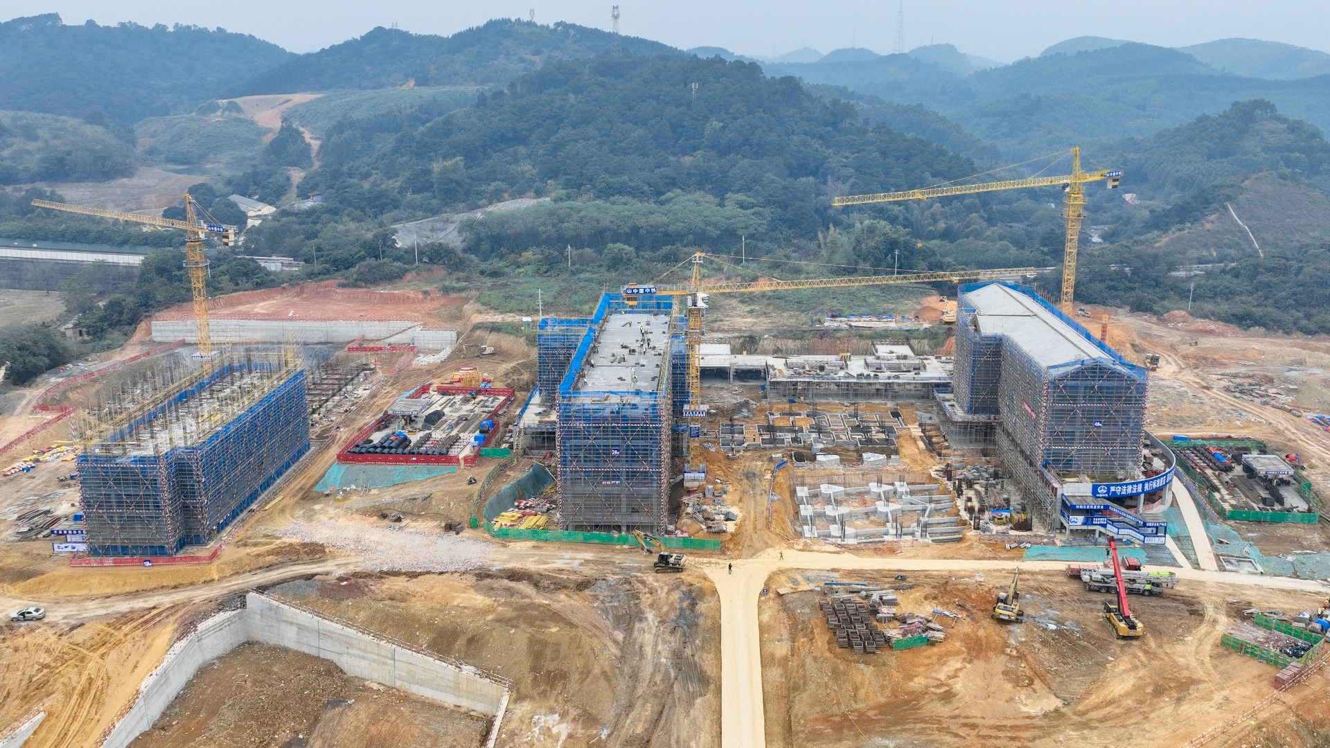 龍景六小、十二中_副本